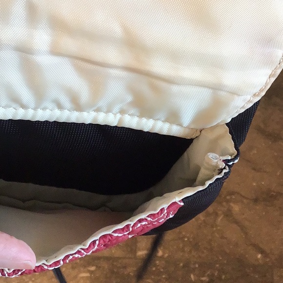 Sherpani Piperle crossbody, red and black - Picture 7 of 12